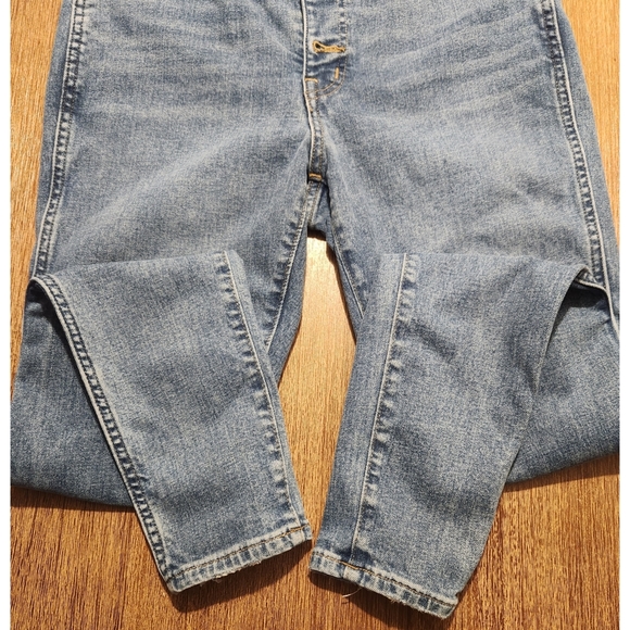 EUC Madewell 10" High Rise Skinny Jeans in Dewitt Wash | Size 30 - Picture 11 of 13